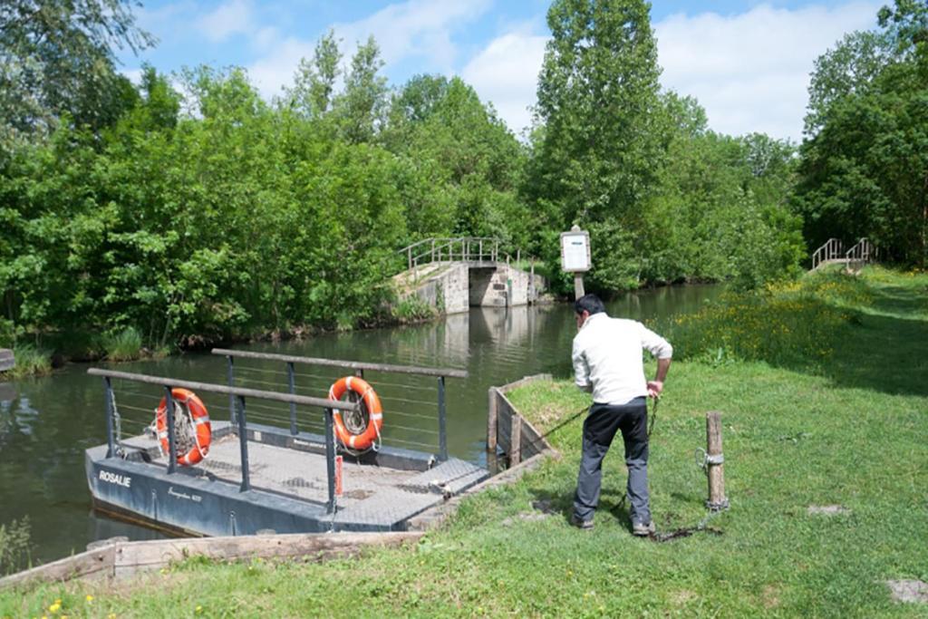 Le Carbet Vendéen Bouillé-Courdault Extérieur photo
